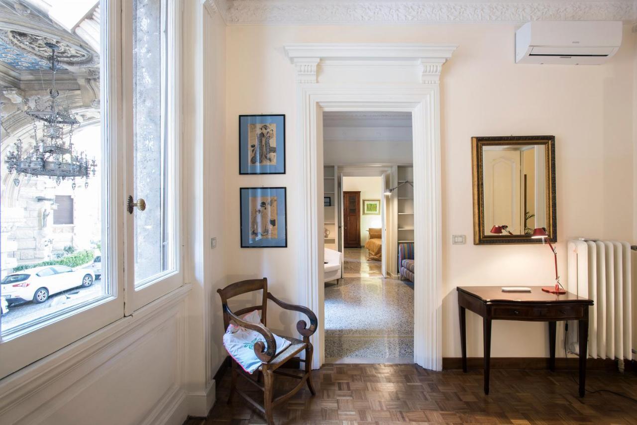 Flat Two Lägenhet Rom Exteriör bild